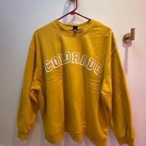 yellow Colorado sweatshirt, size extra large